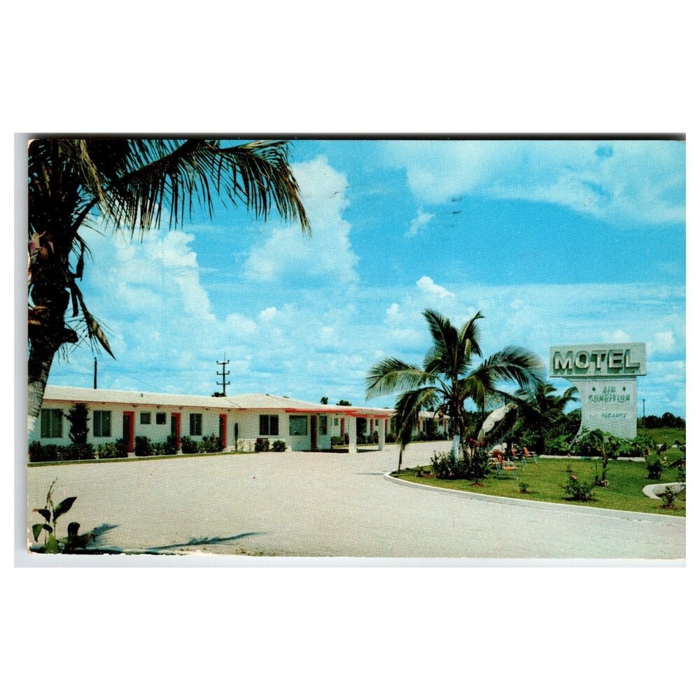 Hickman's Motel Stuart FL Postcard 1959 Vintage Dexter Press Florida Chrome